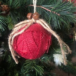 Red canvas wrapped ornaments 12